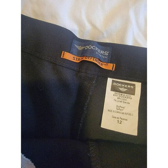 Dockers NWT Black Shorts Miss-tagged Size 8/10 Review measurement pic - Picture 6 of 9